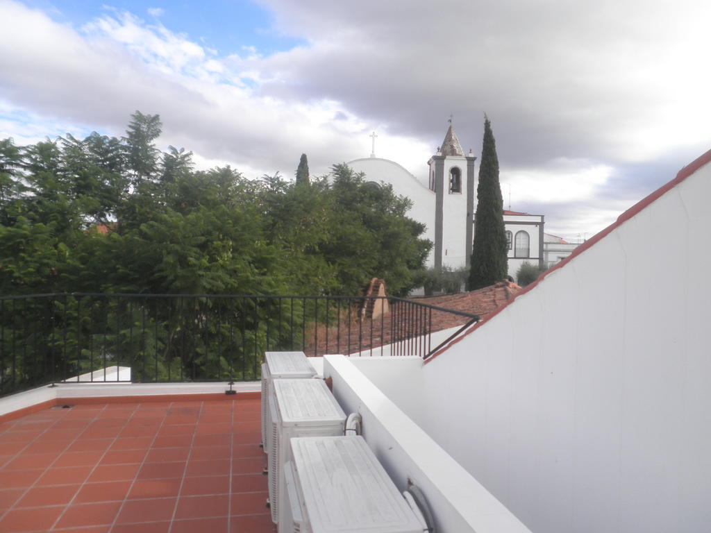 Hotel Beatriz Serpa Buitenkant foto